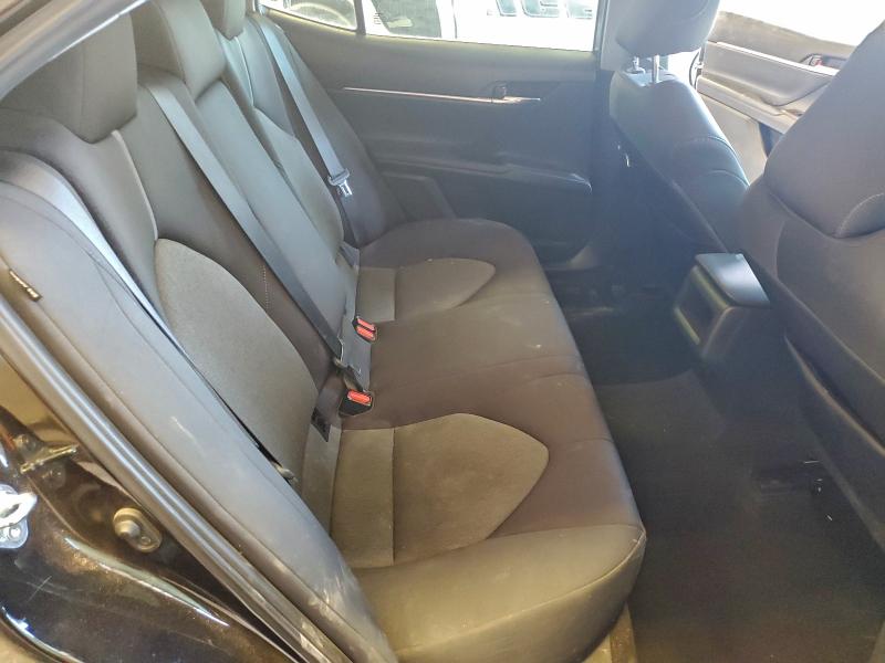 Фото 10 - TOYOTA CAMRY