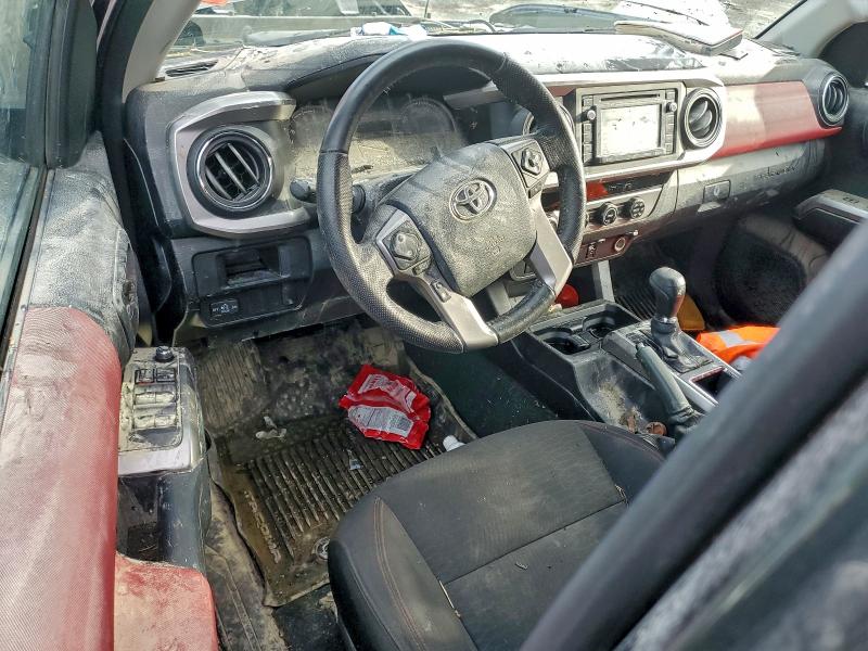 Фото 8 - TOYOTA TACOMA