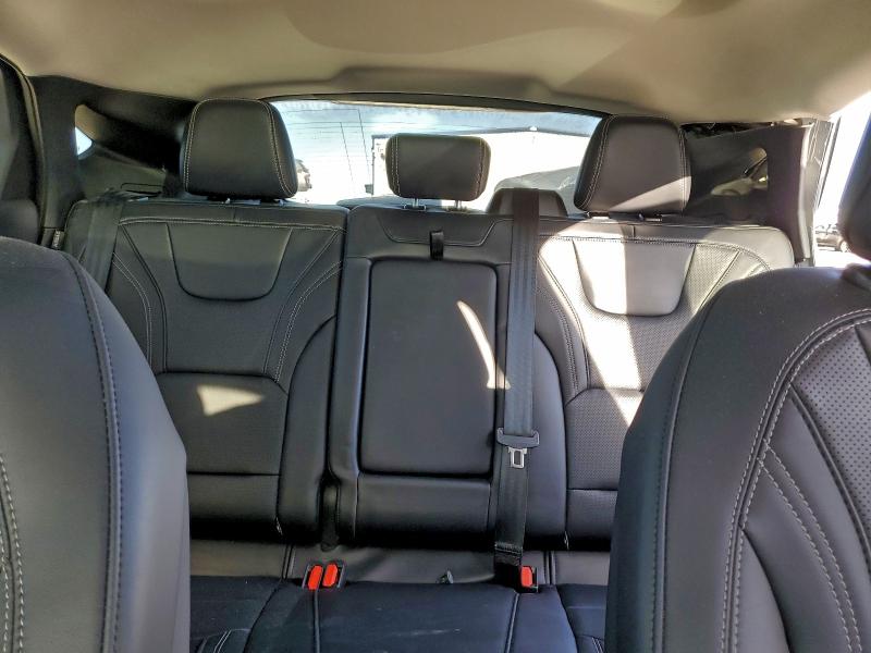 Фото 10 - FORD MUSTANG