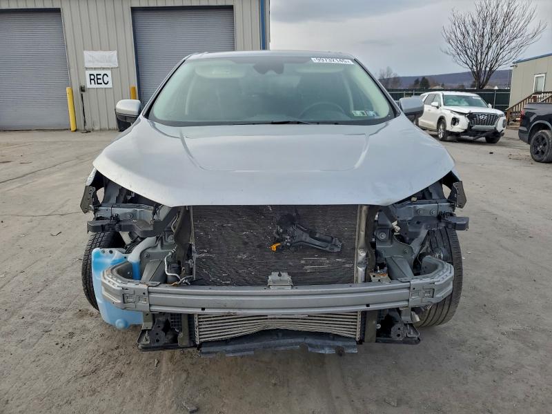 Фото 5 - FORD EDGE