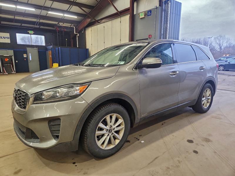 Фото 1 - KIA SORENTO