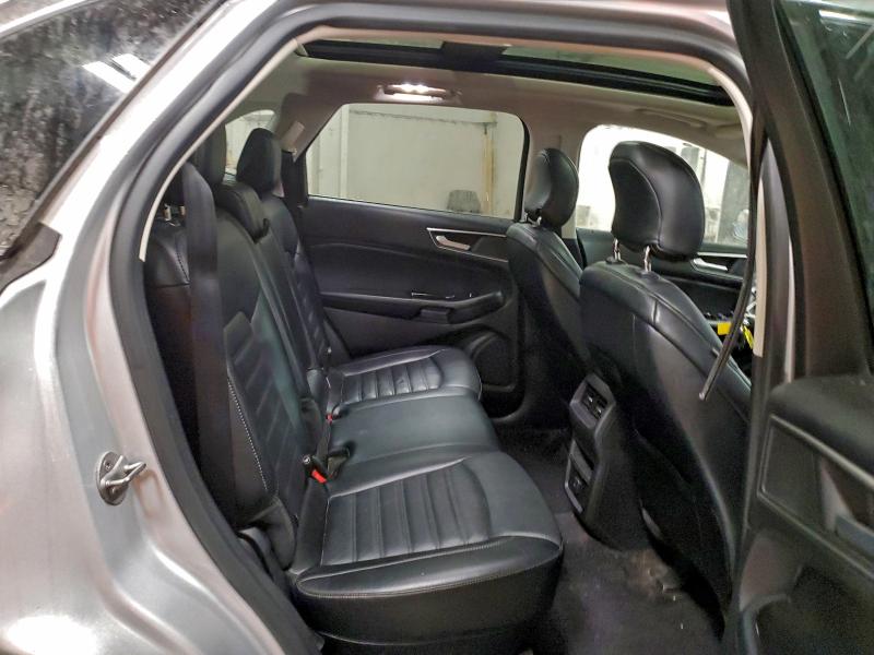 Фото 11 - FORD EDGE