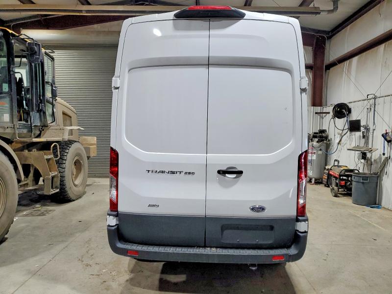 Фото 6 - FORD TRANSIT