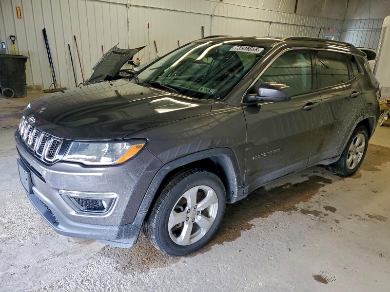 Фото 1 - JEEP COMPASS