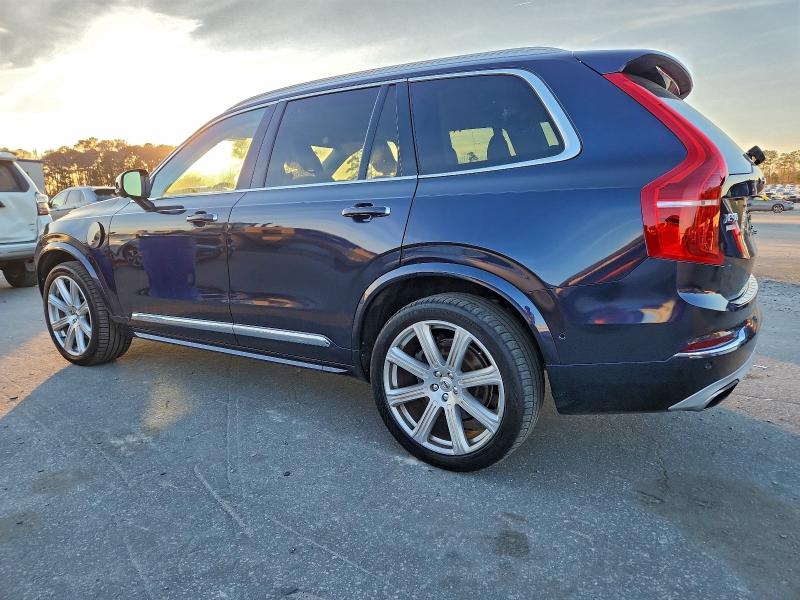 Фото 2 - VOLVO XC90