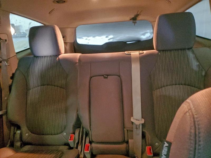 Фото 10 - CHEVROLET TRAVERSE