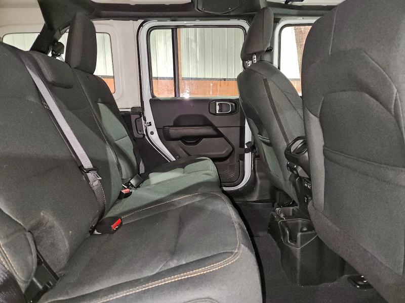 Фото 11 - JEEP WRANGLER