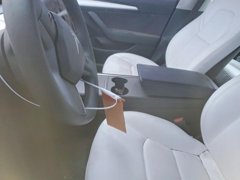 Фото 7 - TESLA MODEL 3