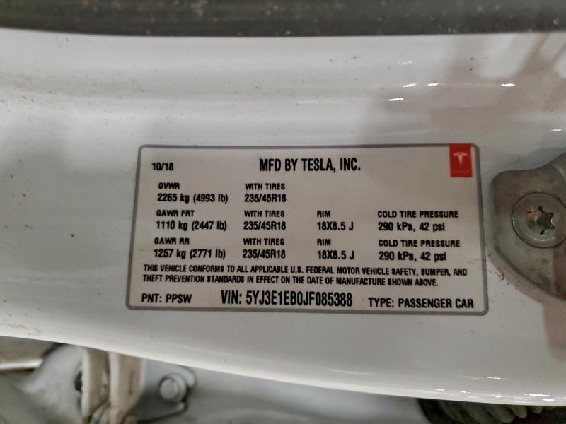 Фото 12 - TESLA MODEL 3