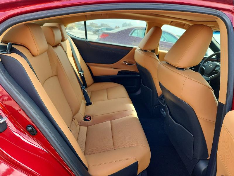 Фото 10 - LEXUS ES350