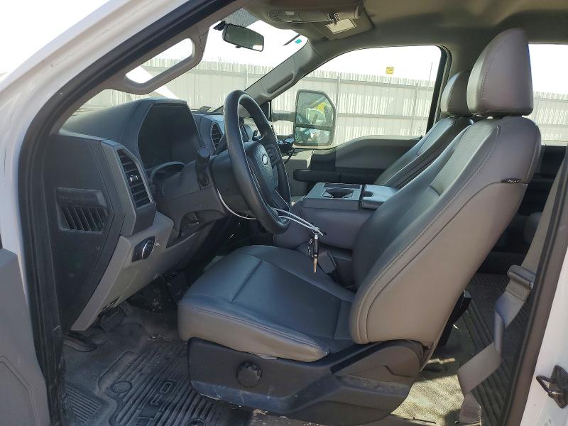 Фото 7 - FORD F550