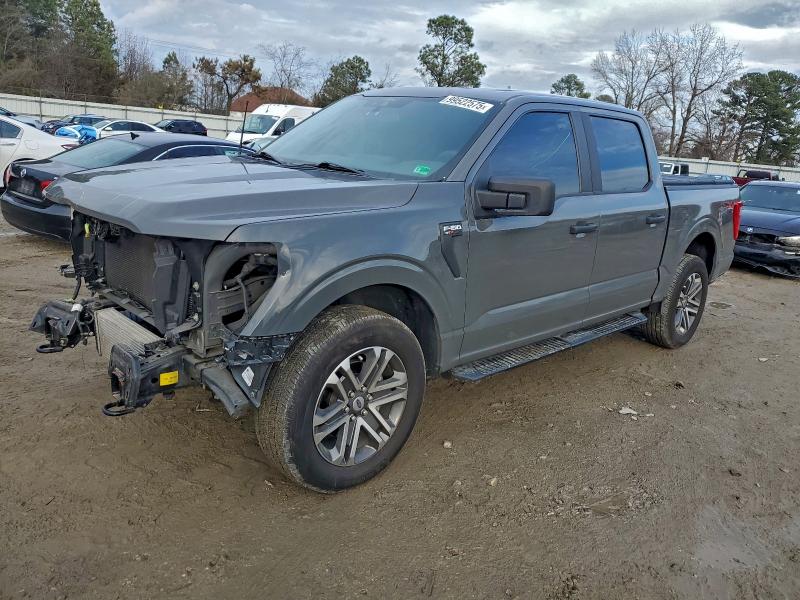Фото 1 - FORD F-150
