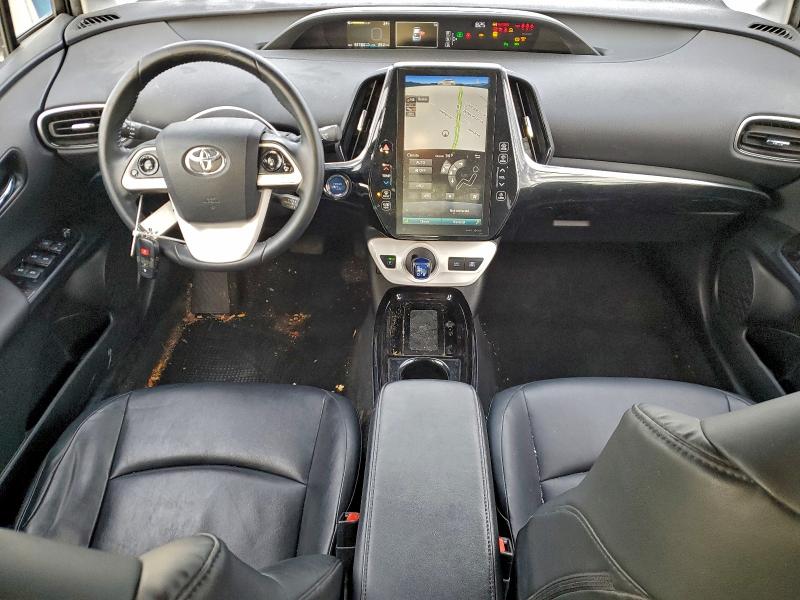 Фото 8 - TOYOTA PRIUS