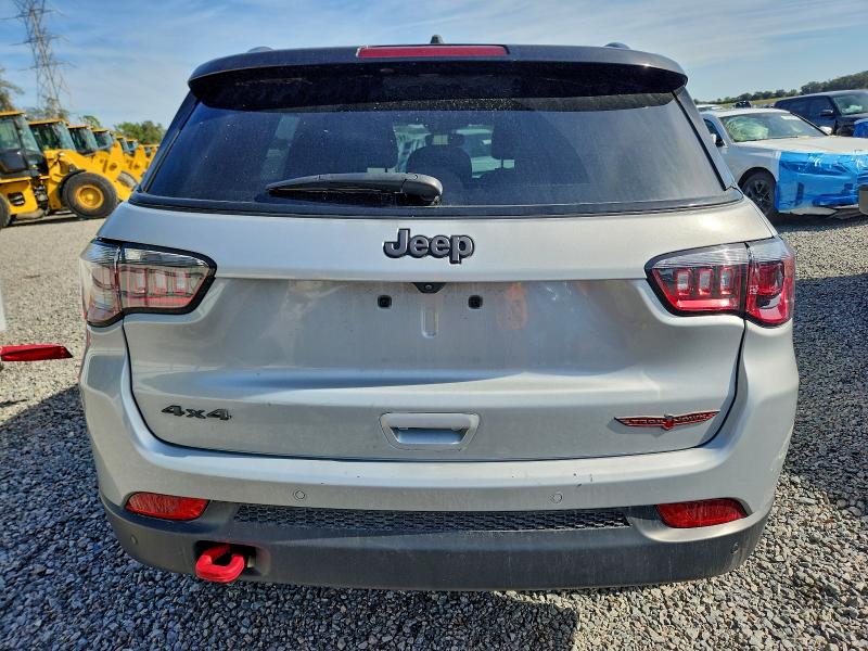 Фото 6 - JEEP COMPASS