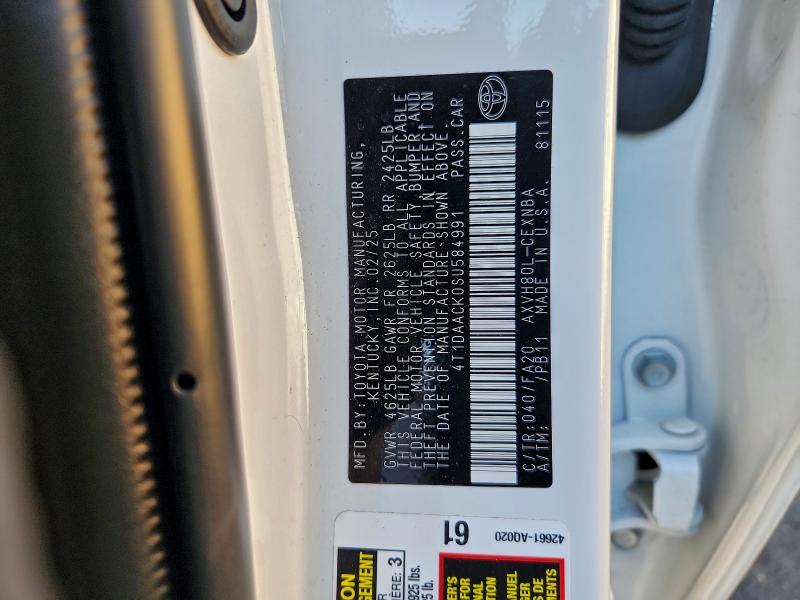 Фото 13 - TOYOTA CAMRY