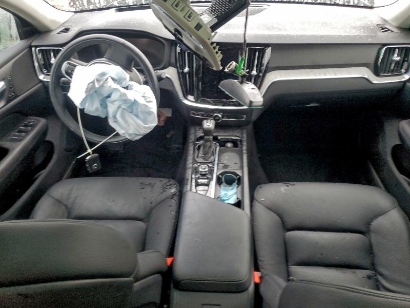 Фото 8 - VOLVO V60