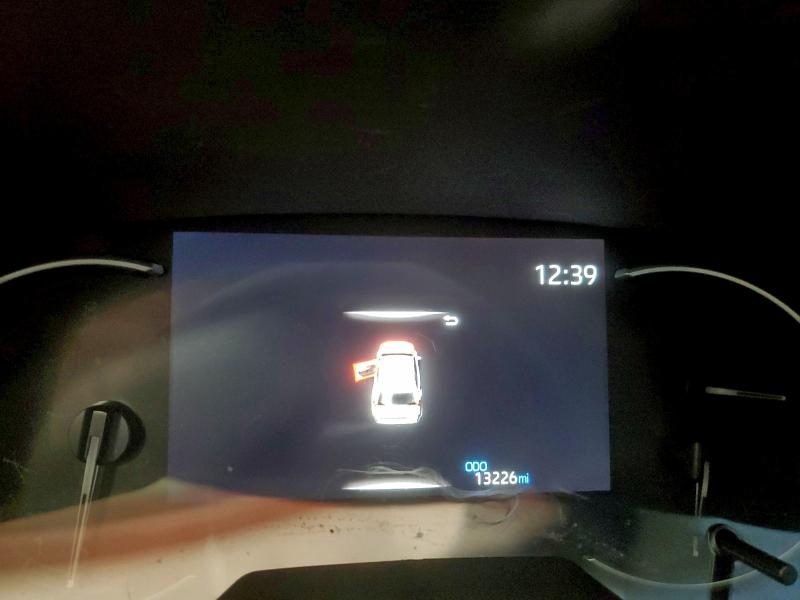 Фото 9 - TOYOTA RAV4