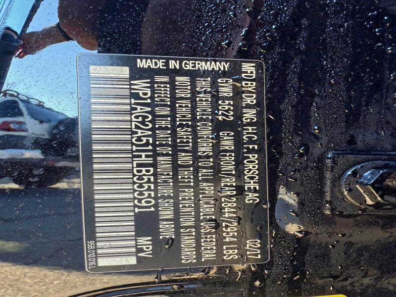 Фото 12 - PORSCHE MACAN