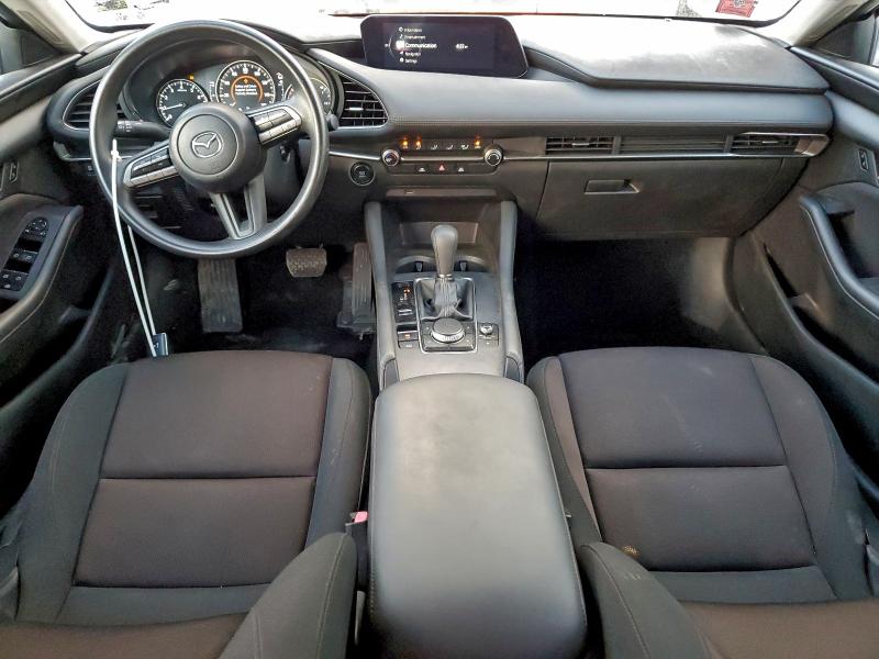 Фото 8 - MAZDA 3