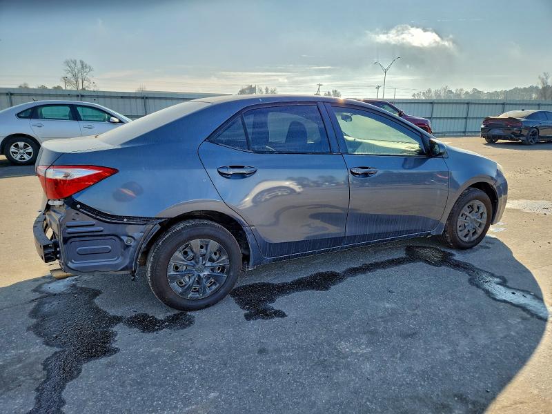 Фото 3 - TOYOTA COROLLA