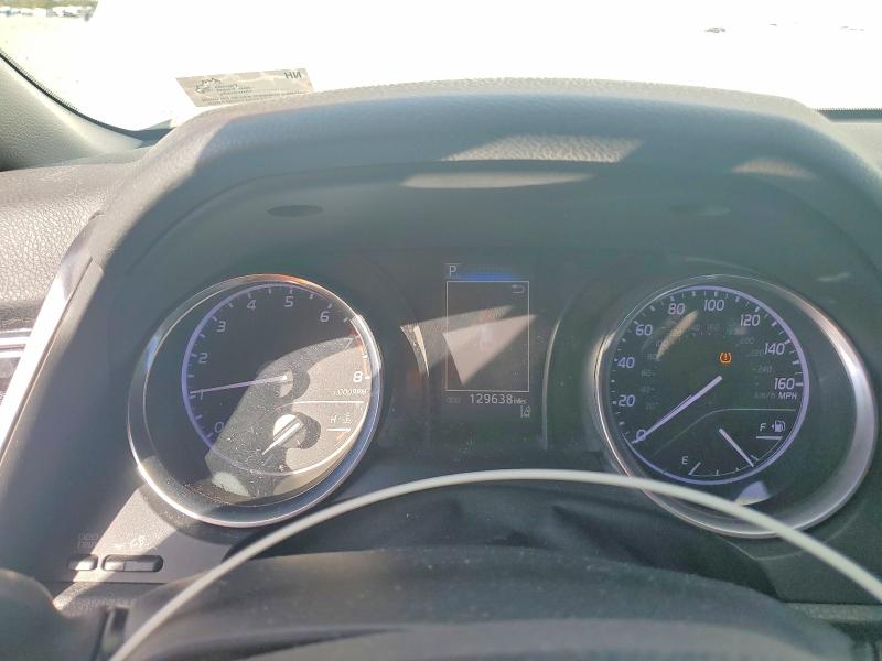 Фото 9 - TOYOTA CAMRY