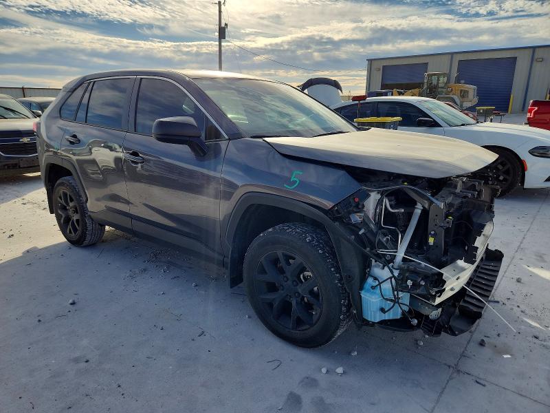 Фото 4 - TOYOTA RAV4