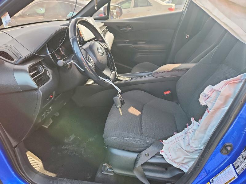 Фото 7 - TOYOTA C-HR