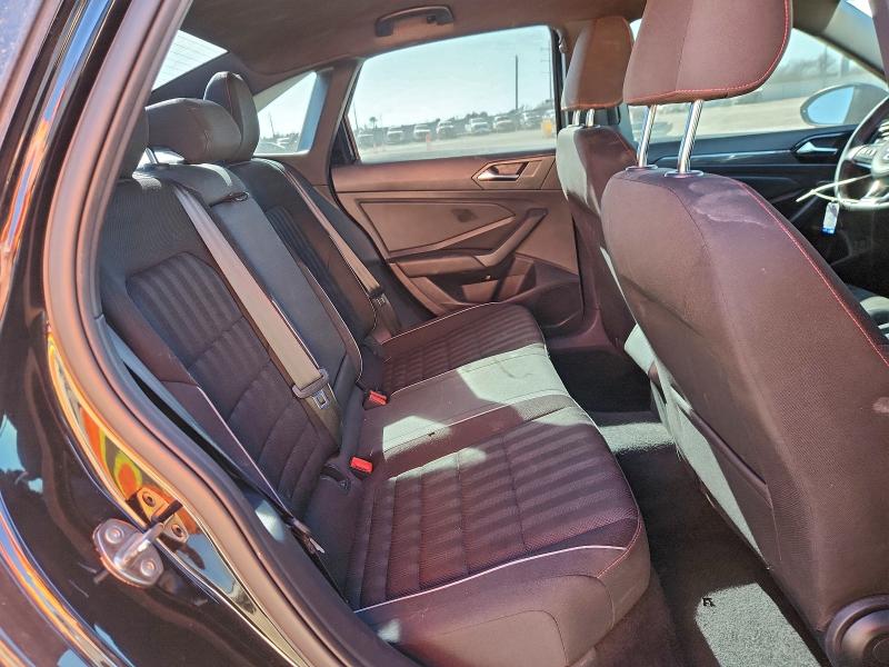 Фото 10 - VOLKSWAGEN JETTA