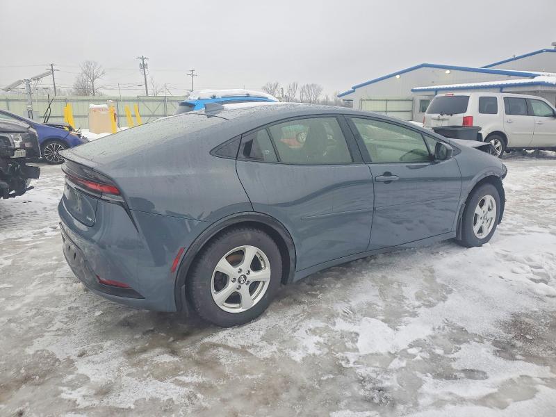 Фото 3 - TOYOTA PRIUS