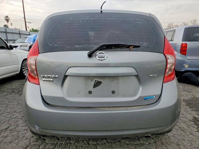 Фото 6 - NISSAN VERSA