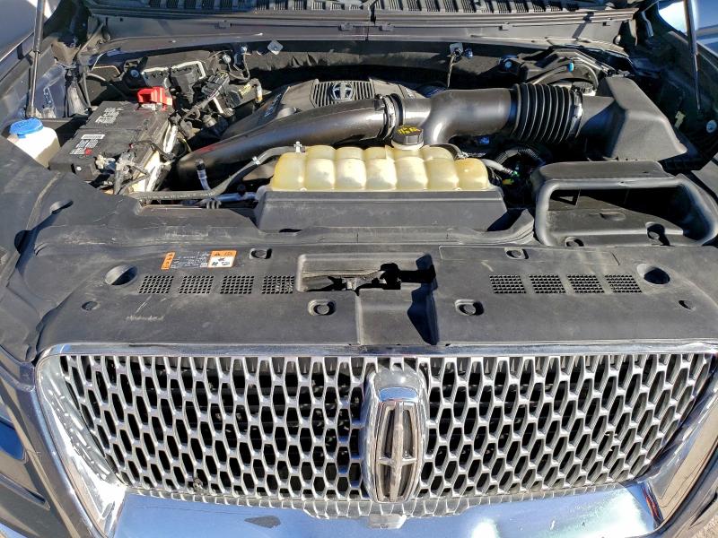 Фото 12 - LINCOLN NAVIGATOR