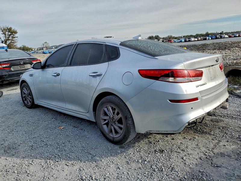 Фото 2 - KIA OPTIMA
