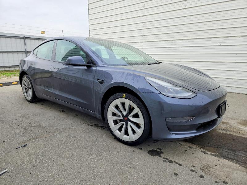 Фото 4 - TESLA MODEL 3