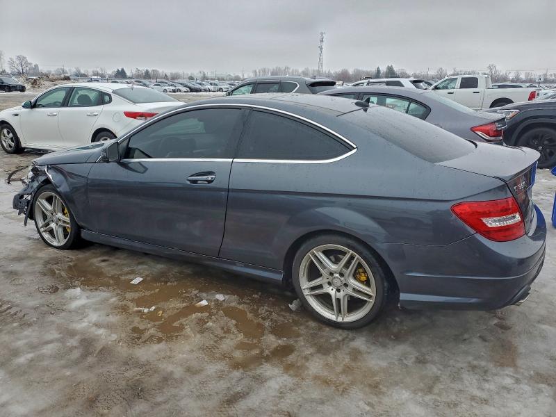 Фото 2 - MERCEDES-BENZ C-CLASS