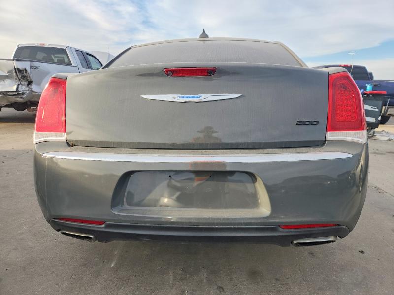 Фото 6 - CHRYSLER 300