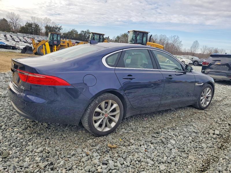 Фото 3 - JAGUAR XF