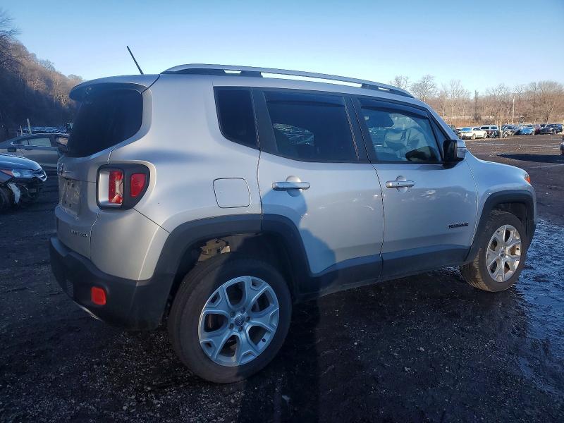 Фото 3 - JEEP RENEGADE