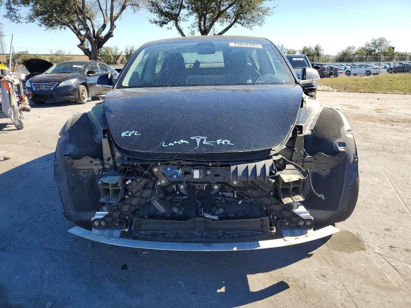 Фото 5 - TESLA MODEL 3