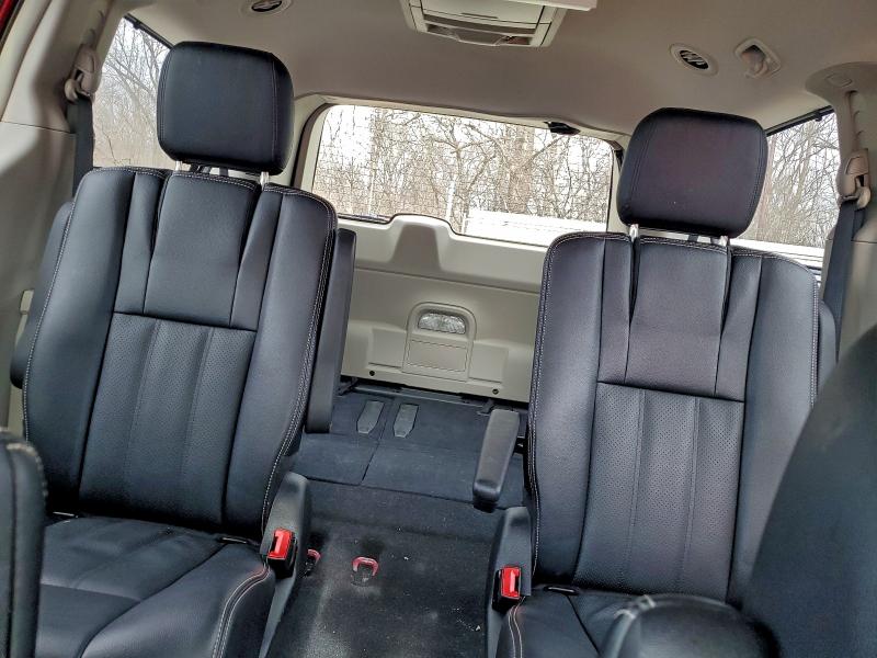 Фото 10 - CHRYSLER MINIVAN