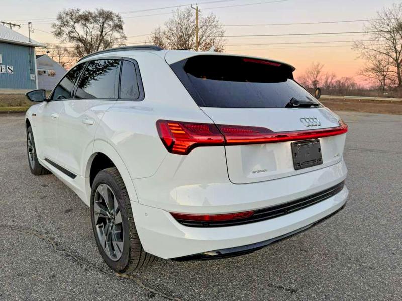 AUDI E-TRON 2021 VIN WA1AAAGE8MB010286