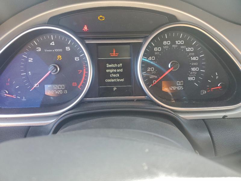 Фото 9 - AUDI Q7