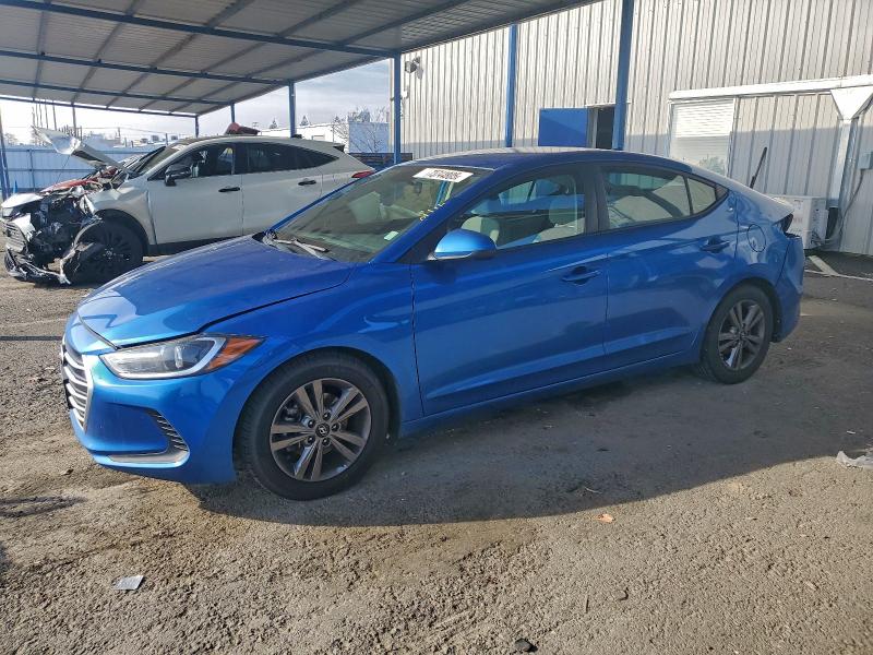 Фото 1 - HYUNDAI ELANTRA