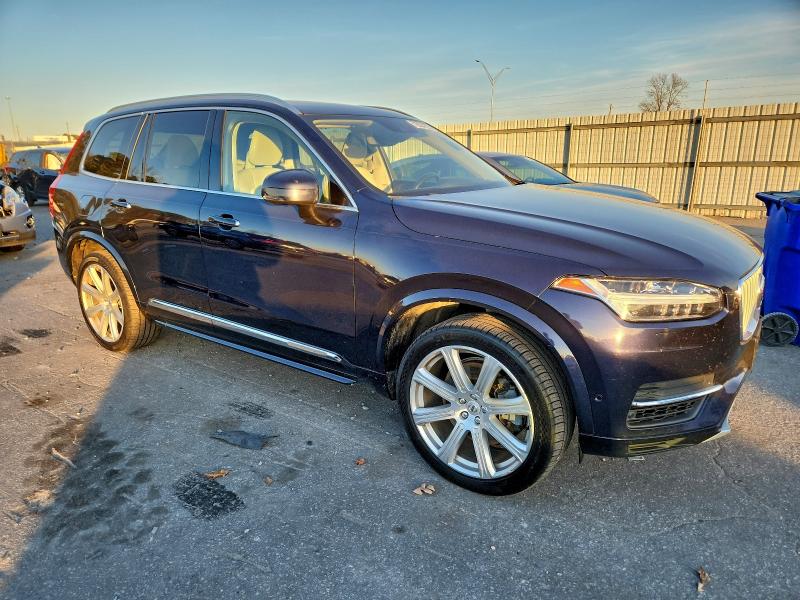 Фото 4 - VOLVO XC90
