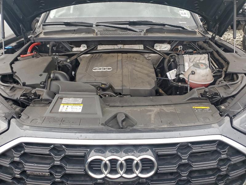 Фото 11 - AUDI Q5