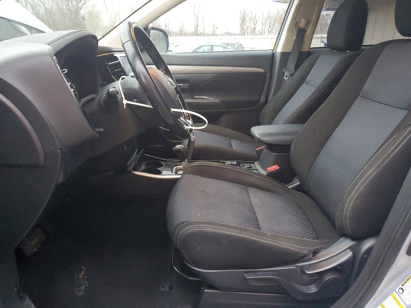 Фото 7 - MITSUBISHI OUTLANDER