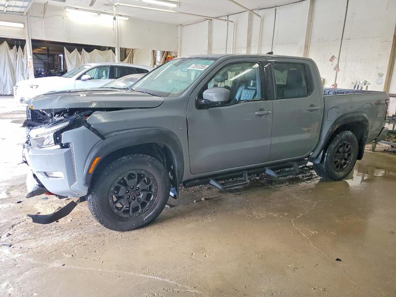 Фото 1 - NISSAN FRONTIER