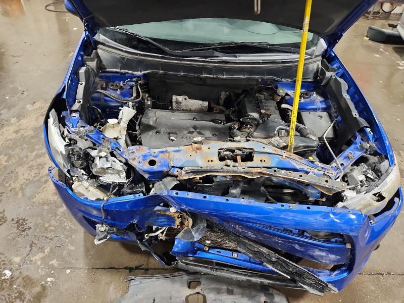 Фото 12 - MITSUBISHI OUTLANDER