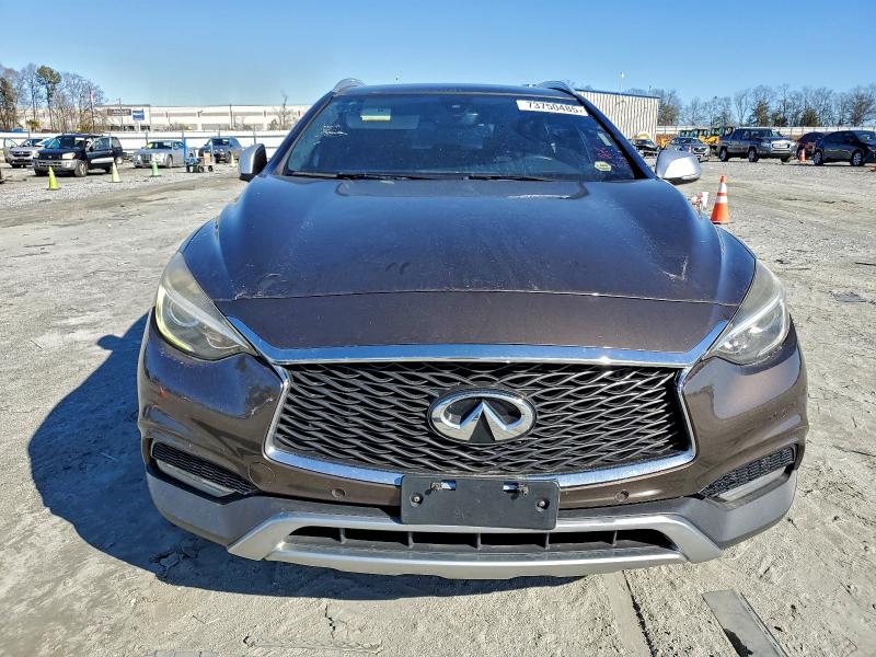 Фото 5 - INFINITI QX30