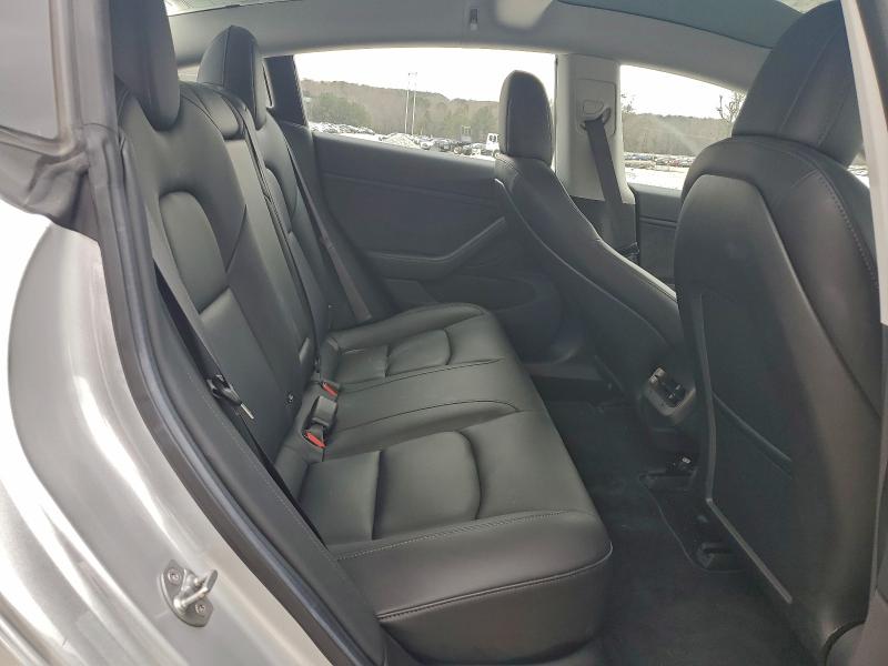 Фото 10 - TESLA MODEL 3