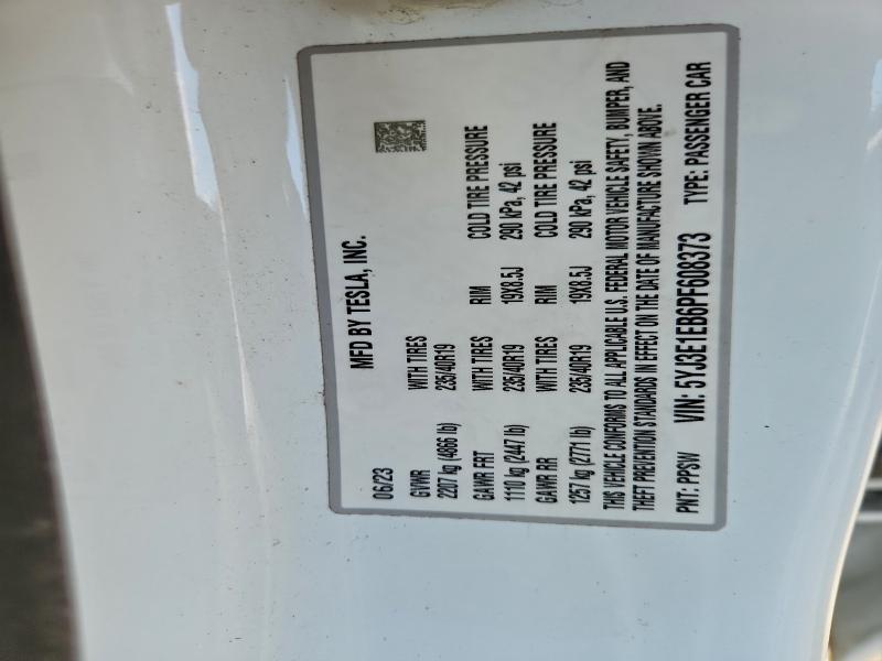 Фото 12 - TESLA MODEL 3